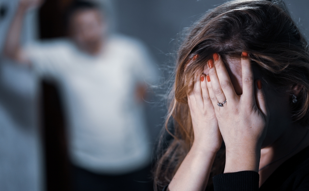 Warning signs of an abusive relationship